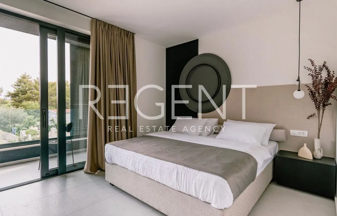 šibenik, vodice - moderna vila, novogradnja 200 m2 - slika 5