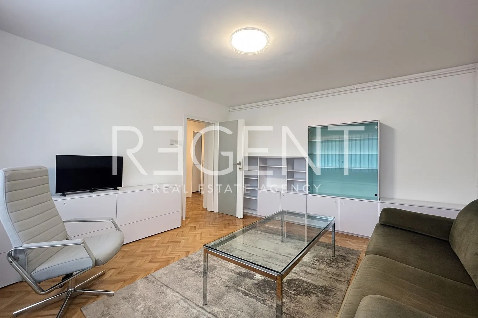 zagreb, malešnica - renovirana kuća za najam - slika 12