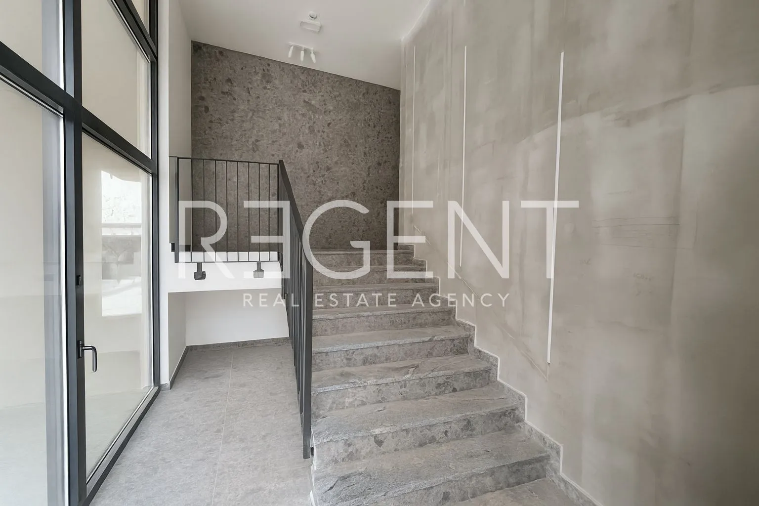 zagreb, trešnjevka – moderan četverosoban penthouse - slika 2