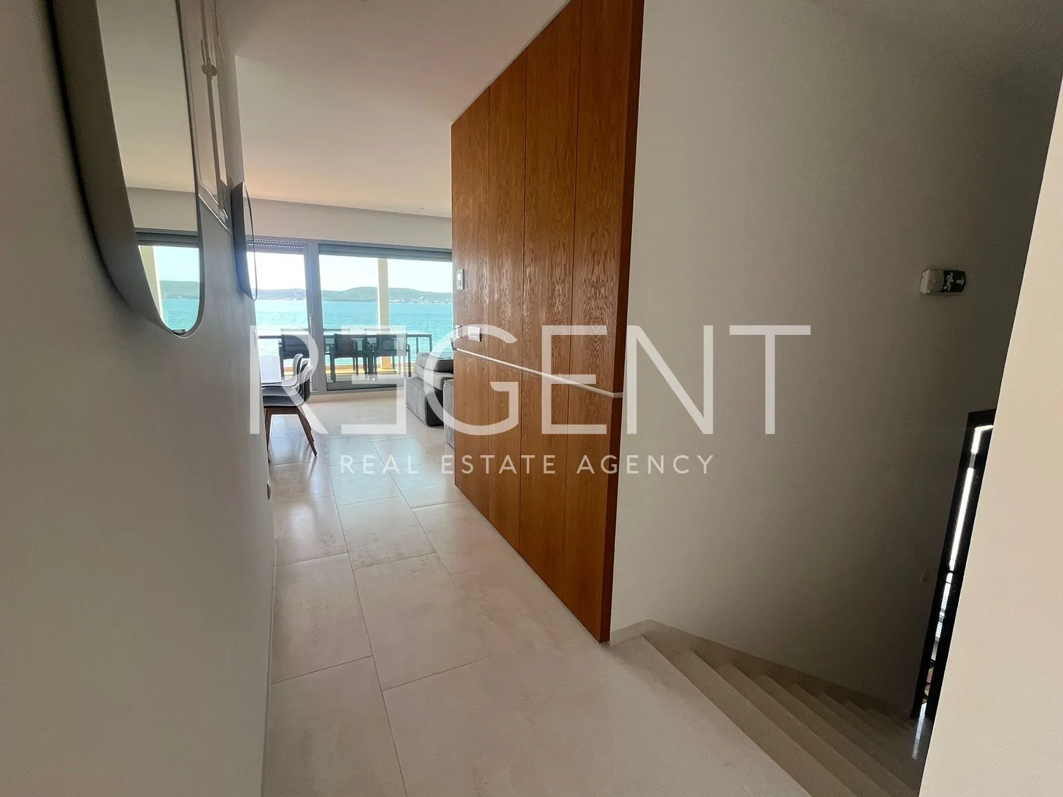 zadar, sukošan - luksuzan penthouse prvi red do mora - slika 9