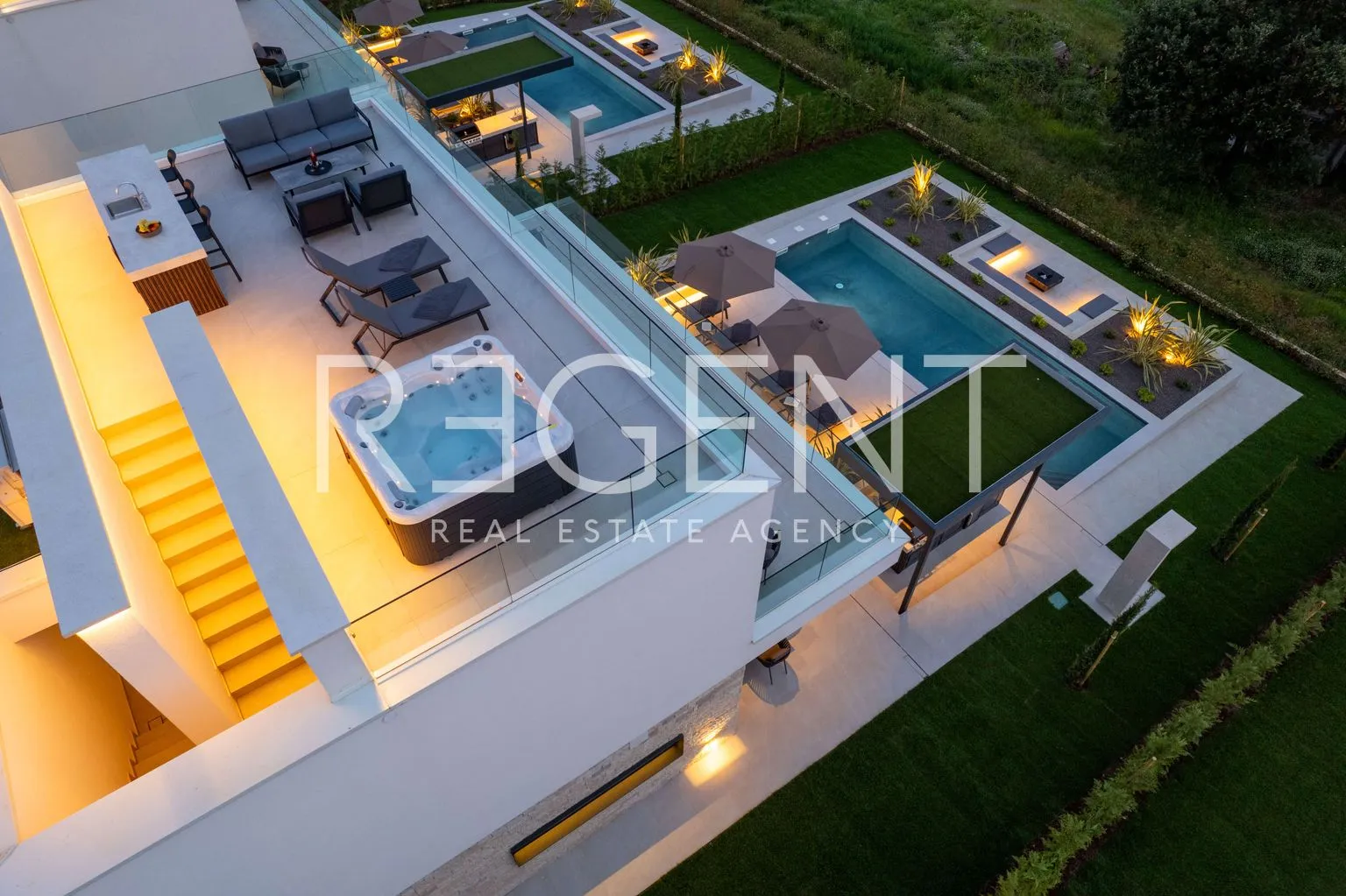 istra, poreč – dizajnerska vila s pogledom na more 310 m2 - slika 15