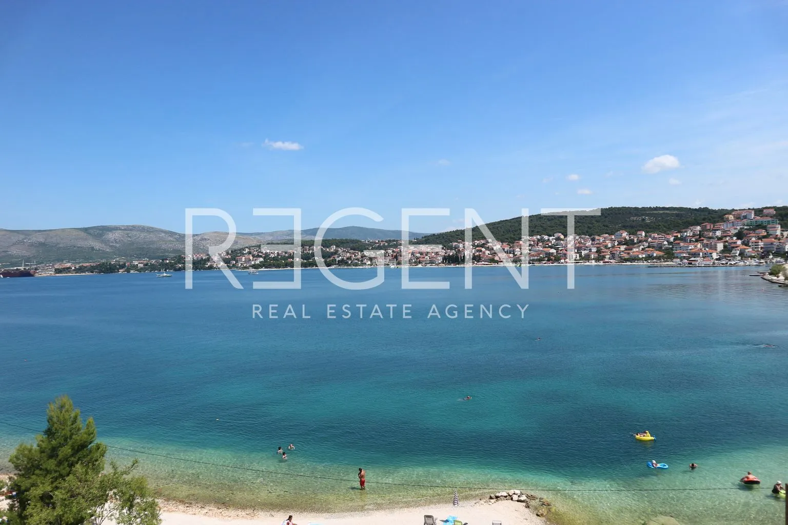čiovo – trosoban stan 70 m², 1. red do mora - slika 2