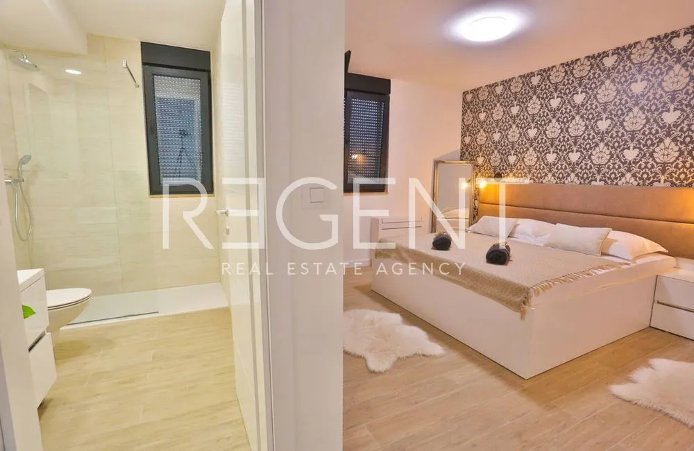 split, kučine - luksuzna vila 700 m2 - slika 9