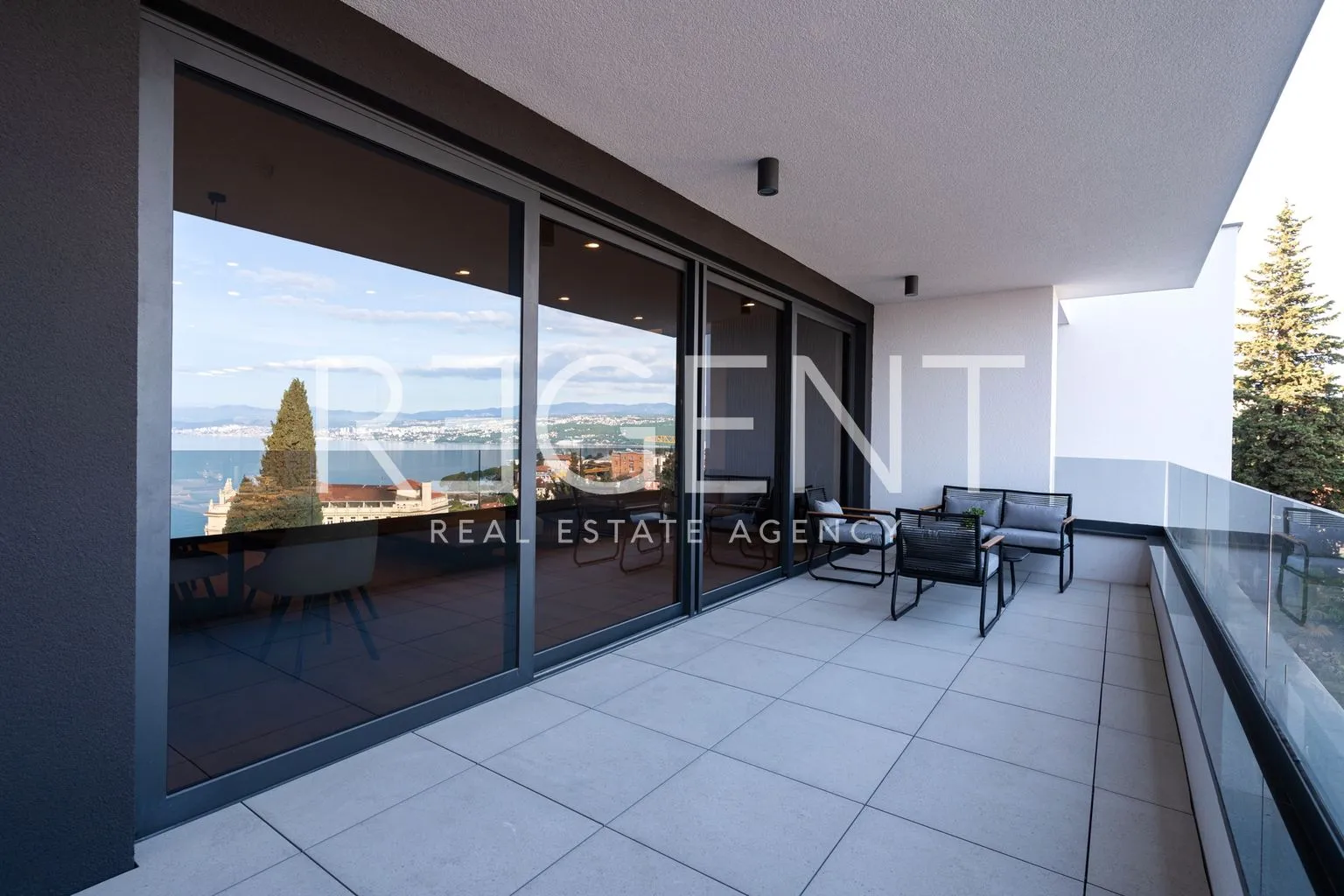 opatija – moderan trosoban stan s pogledom na more 134,8 m2 - slika 3