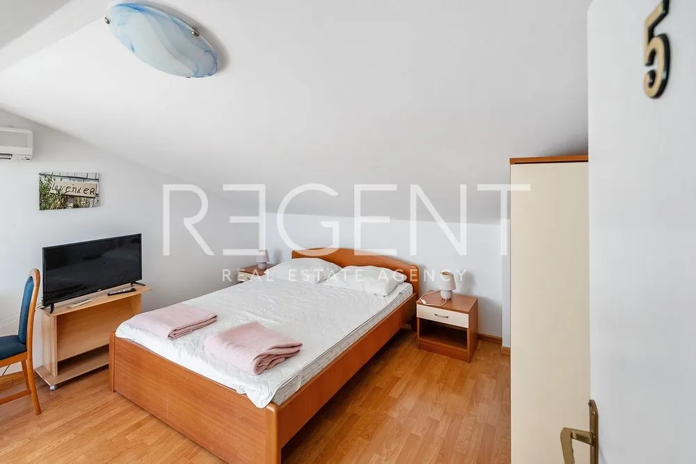 makarska, centar - apartmanska kuća u blizini centra bruto površine 186 m2 - slika 31