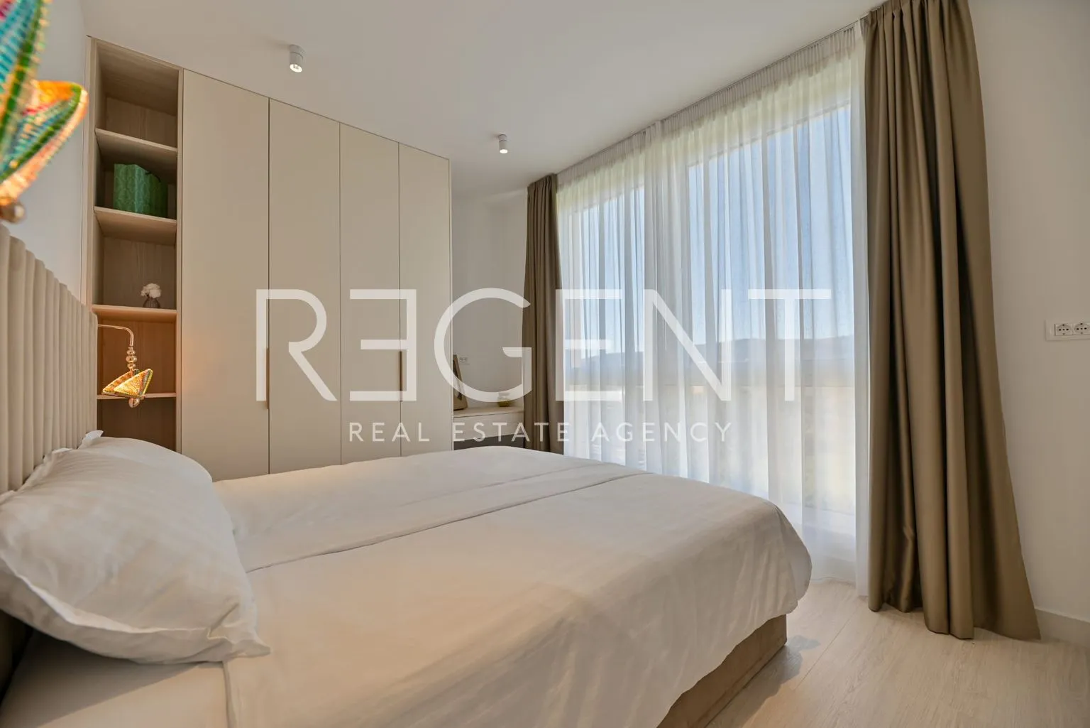 seget vranjica – moderna duplex vila s dva bazena i pogledom na more - slika 49