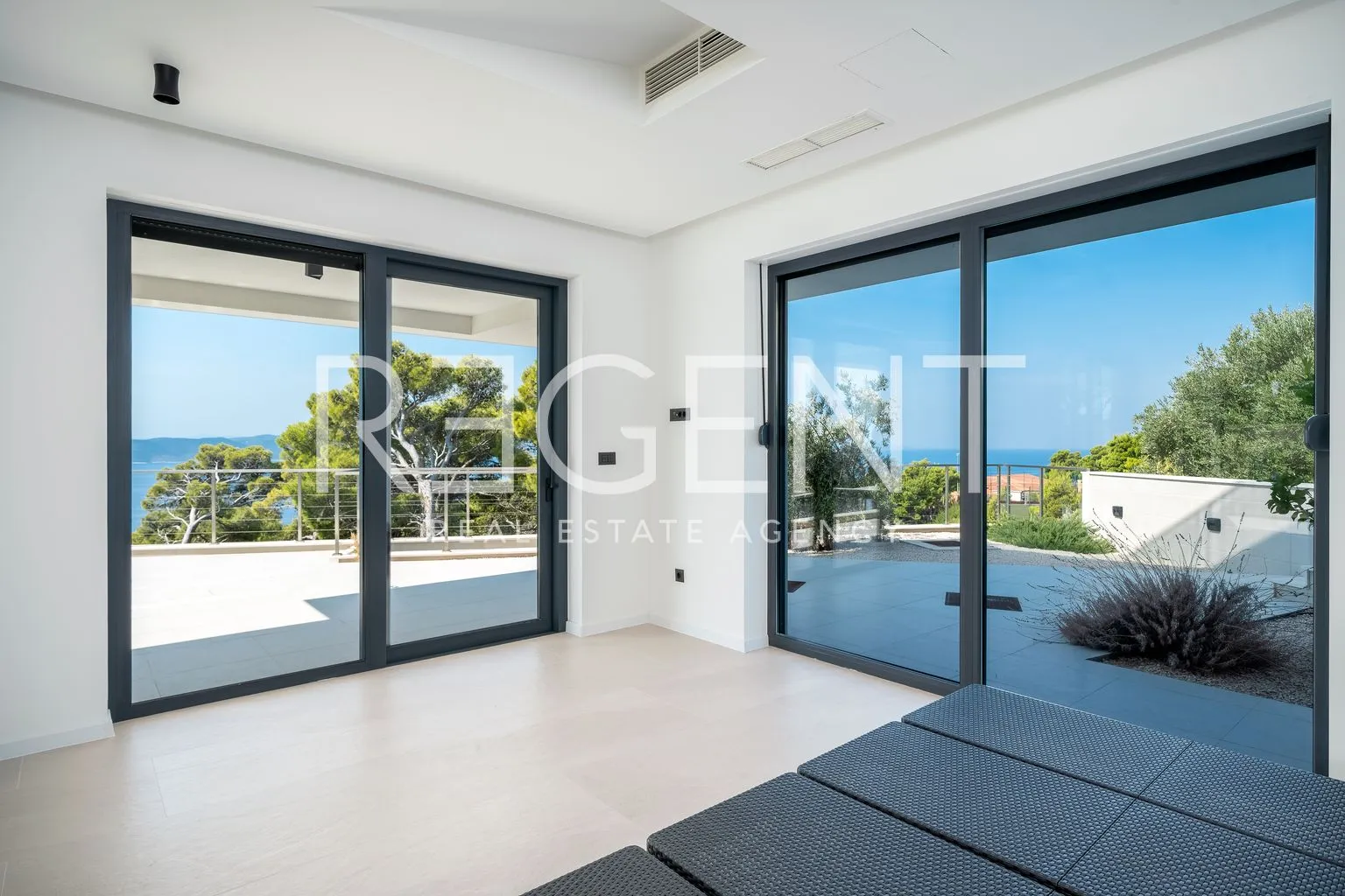 makarska, brela - luksuzna vila s panoramskim pogledom na more 317 m2 - slika 13