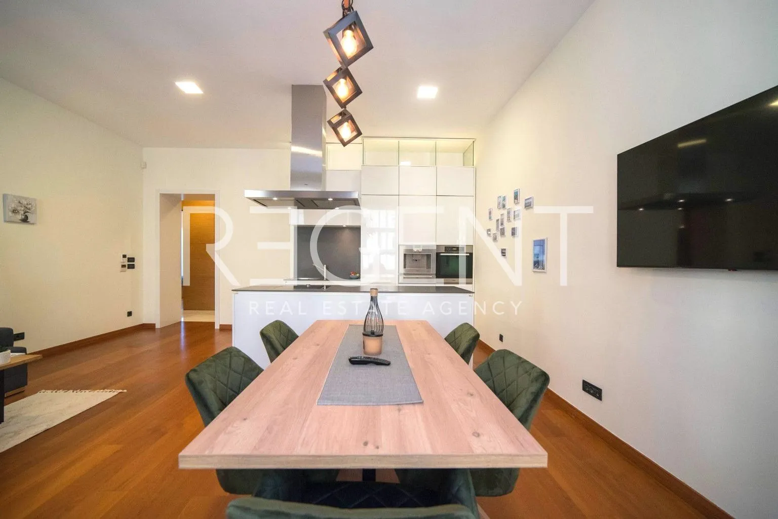 stan 76 m² za najam, zagreb, centar — 2s, 2 kupaonice - slika 4