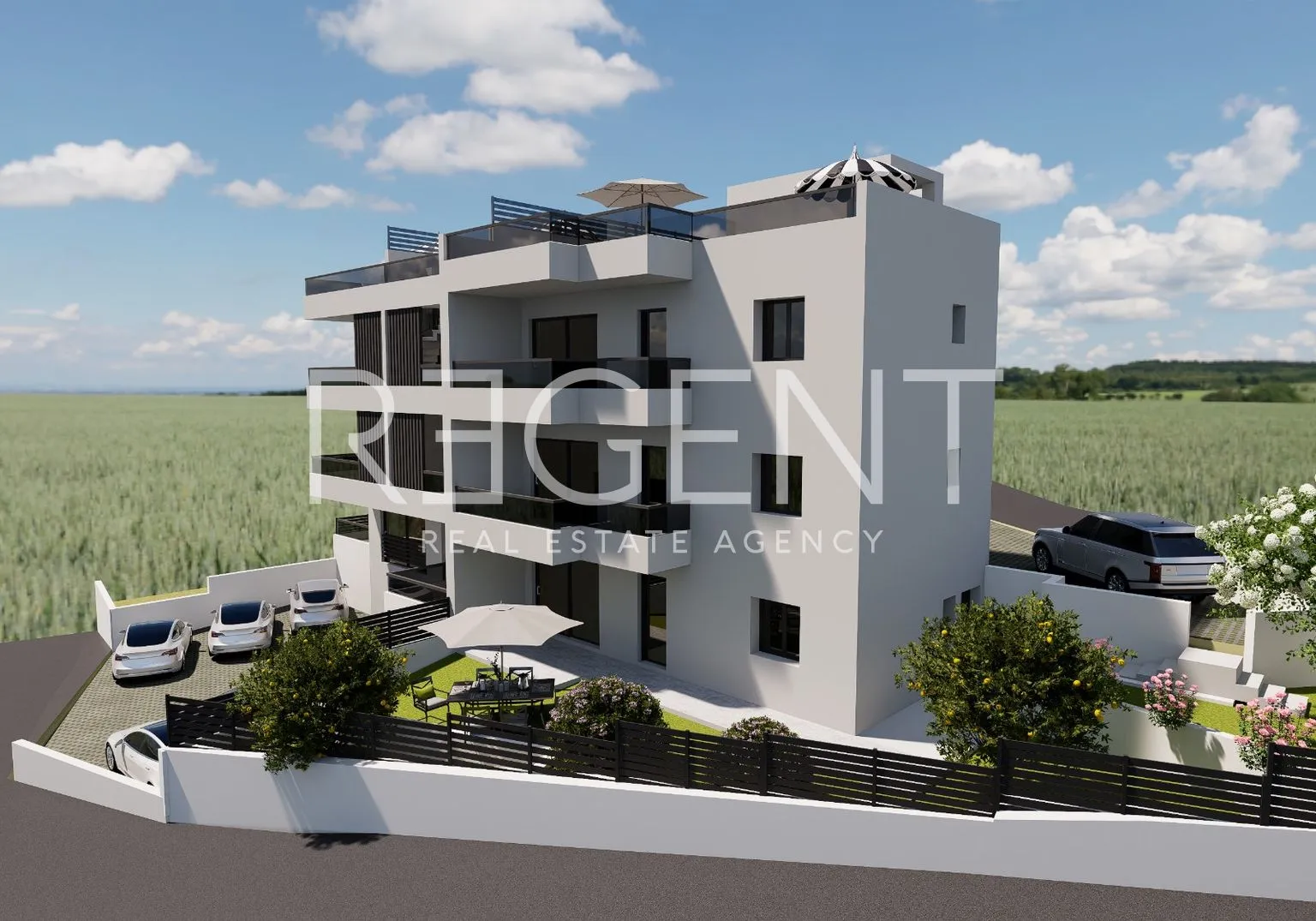 trogir, okrug gornji - trosoban stan sa loggiom - slika 10
