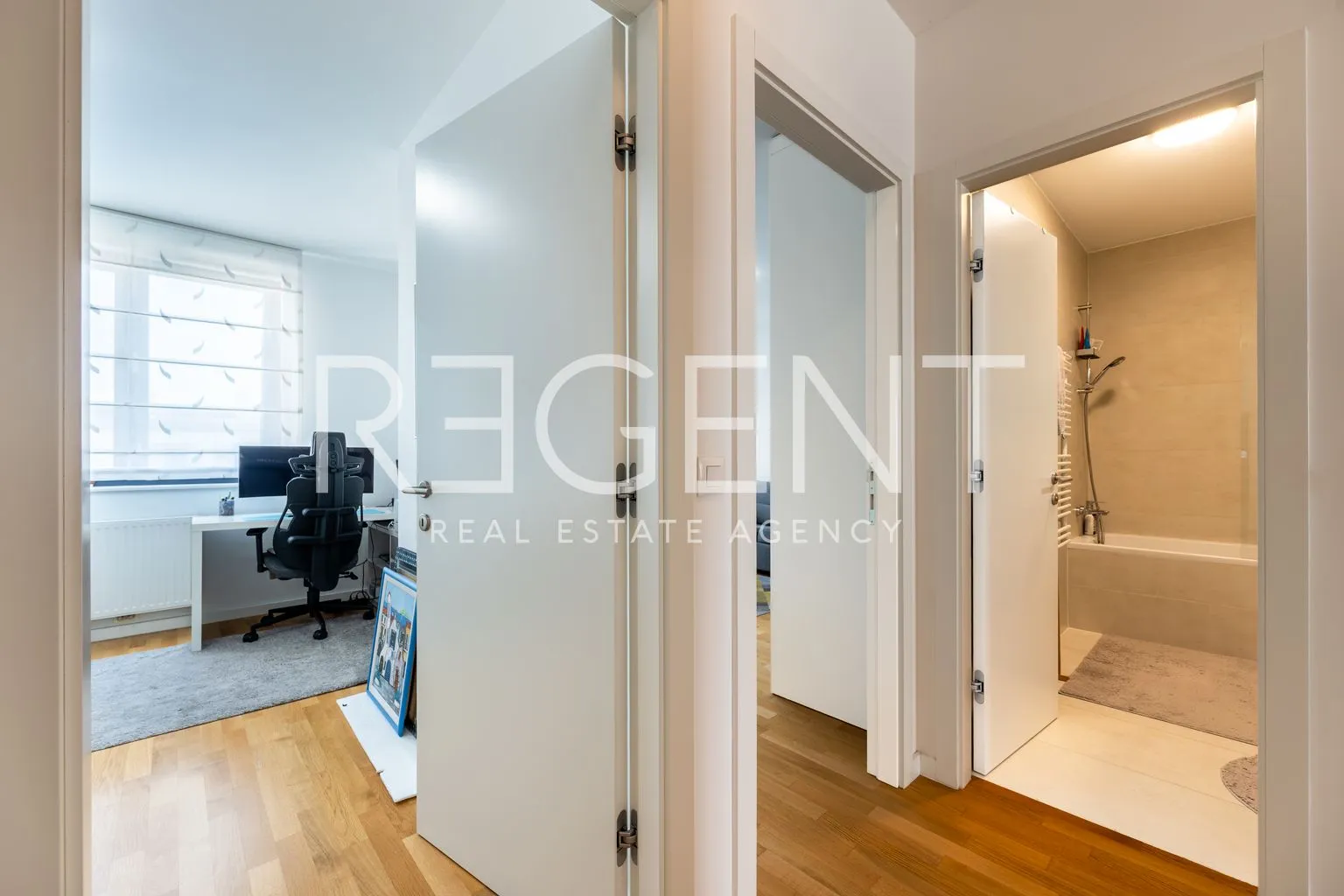 stan 112 m², vrbani — 3 spavaće sobe, balkon, 2 garaže - slika 12