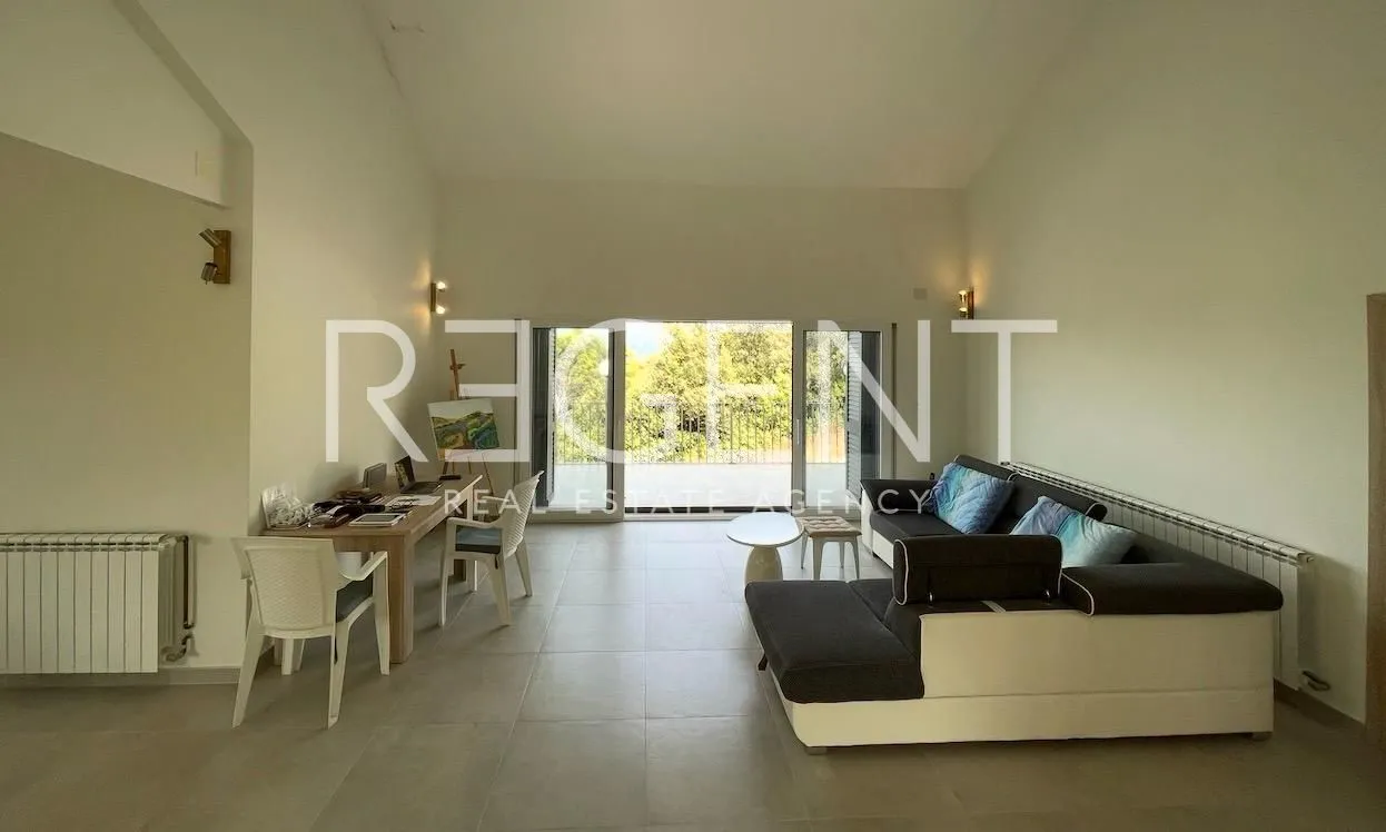 hvar, vrbanj – prostrana kamena kuća s apartmanom - slika 5