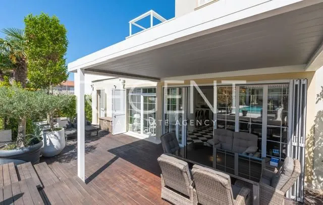 rovinj – luksuzna vila s bazenom i pogledom na more - slika 2