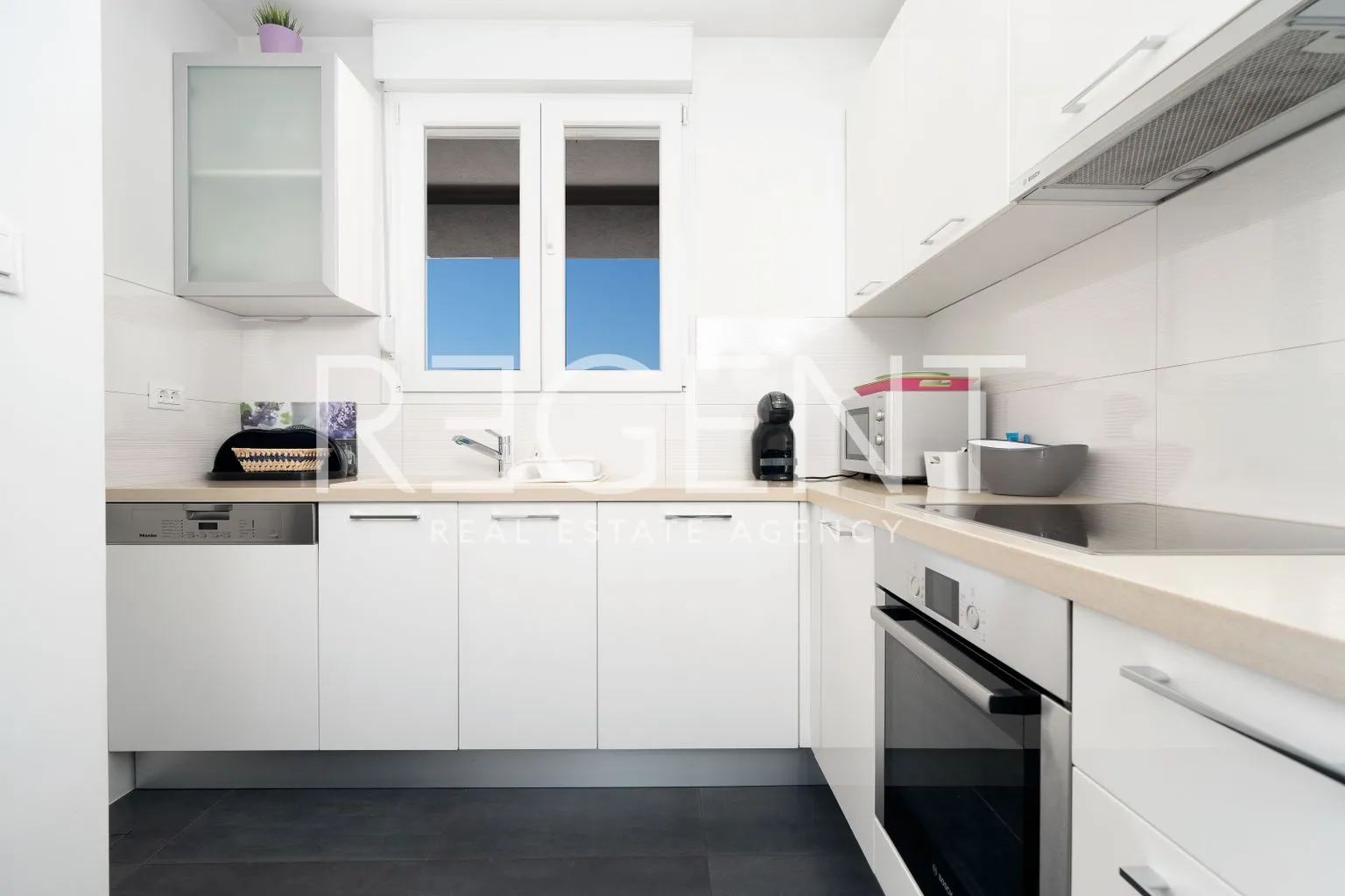 split, dragovode - luksuzan penthouse s terasom i pogledom na more 103 m2 - slika 3