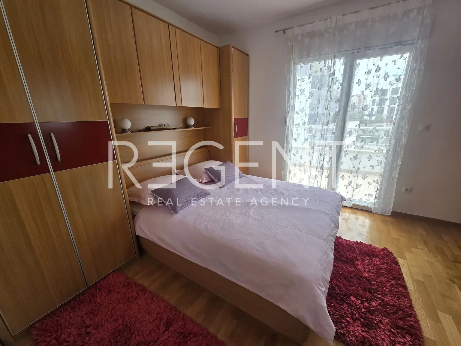 split, žnjan-penthouse, prvi red do mora - slika 3