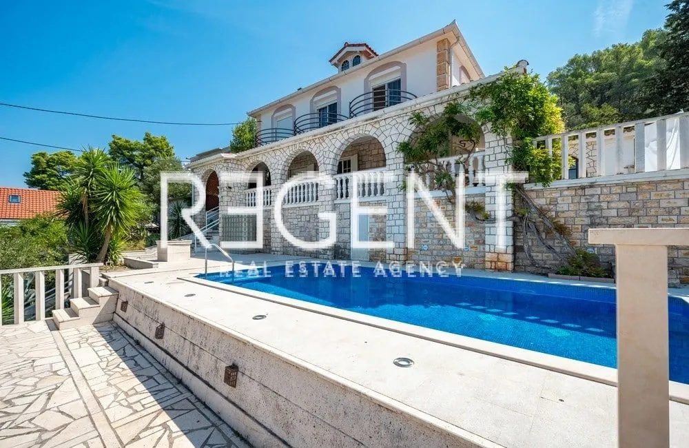 šolta, rogač - mediteranska vila prvi red uz more 264 m2 ekskluzivna prodaja - slika 16