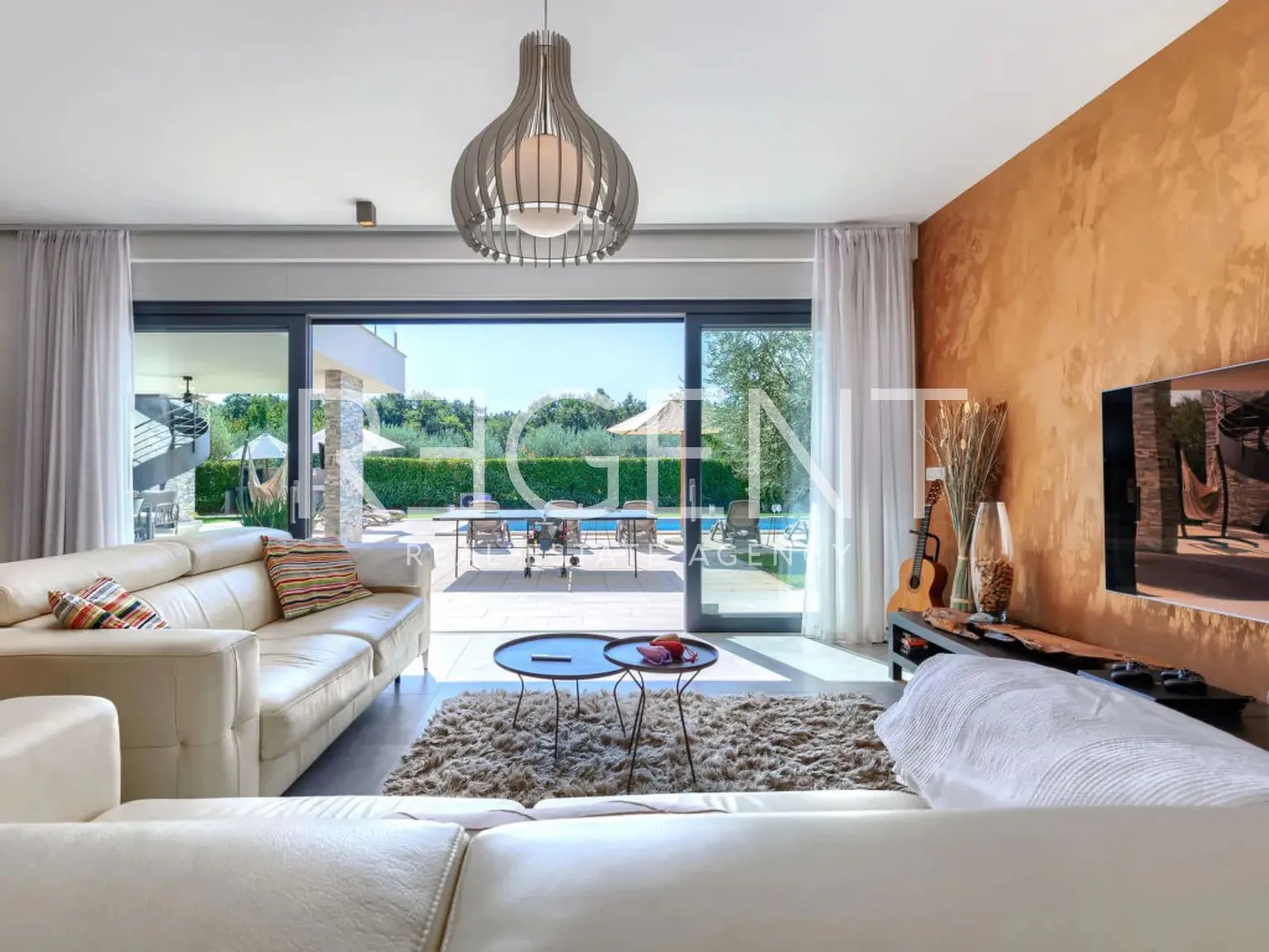 istra, novigrad - atraktivna vila s bazenom 250 m2 - slika 5