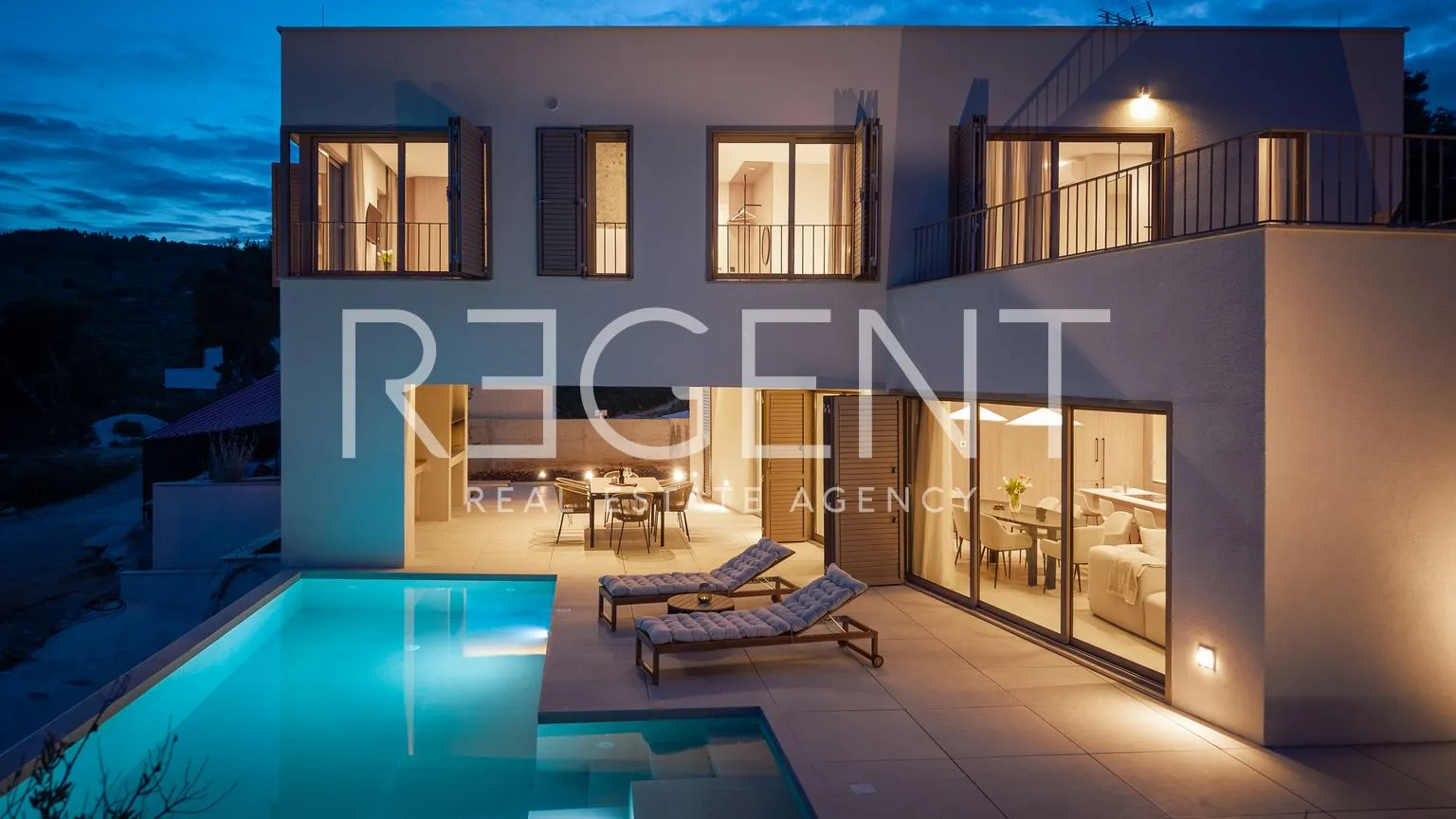 brač, splitska - kuća sa pogledom na more - slika 2