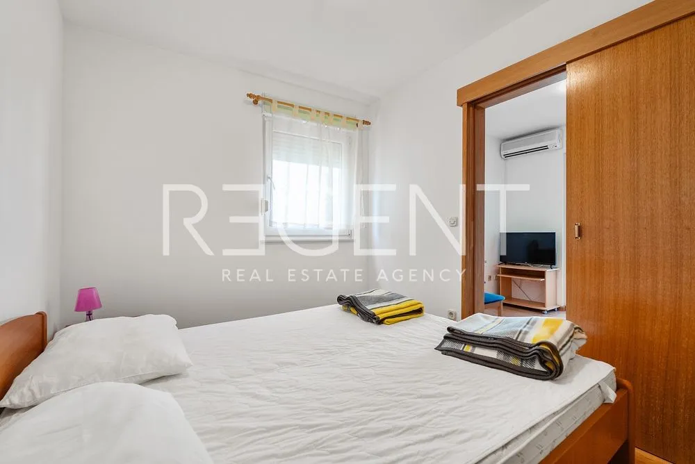 makarska, centar - apartmanska kuća u blizini centra bruto površine 186 m2 - slika 8