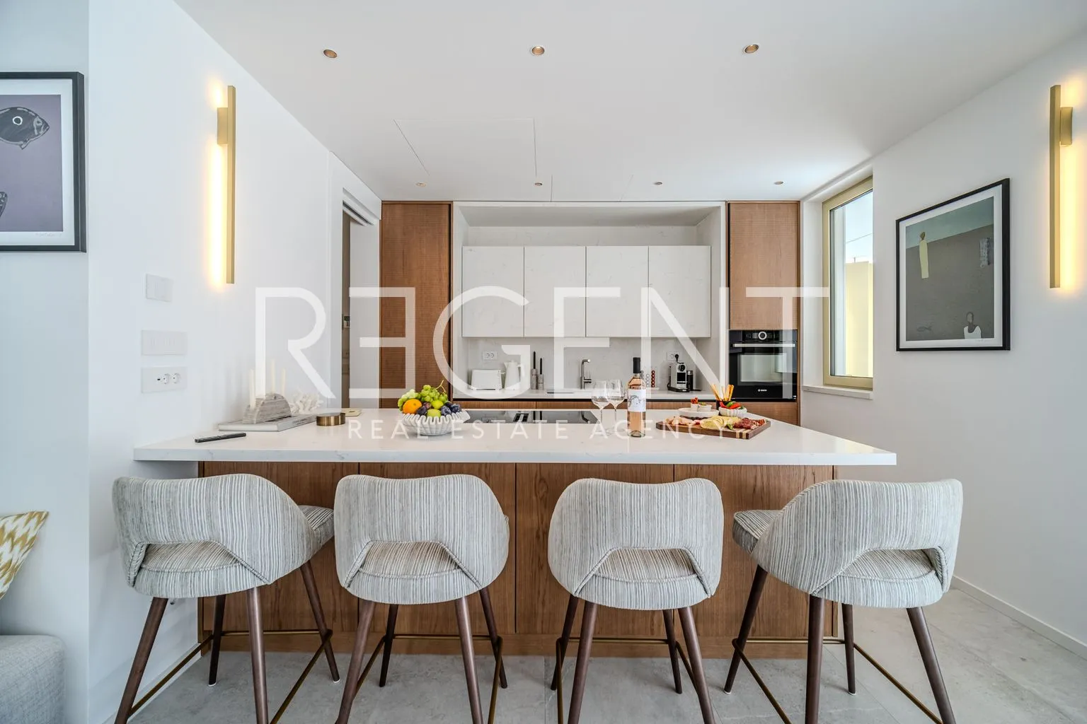 brač, sutivan - predivna vila u blizini mora 274m2 - slika 4