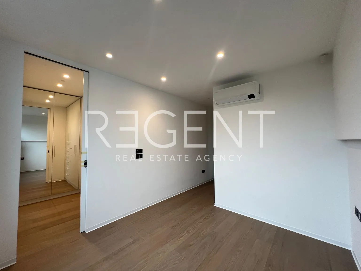 zagreb, pantovčak – luksuzni četverosoban penthouse 131m2 najam - slika 13