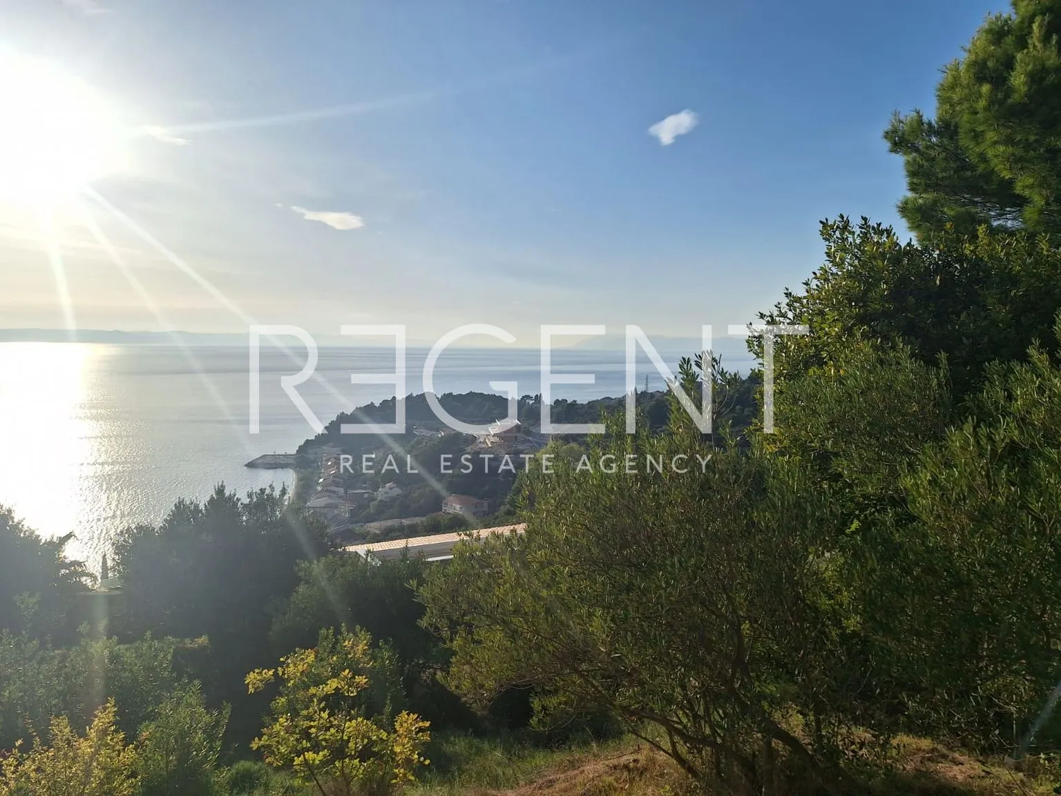 podgora - građevinsko zemljište s pogledom na more 950 m2 - slika 3