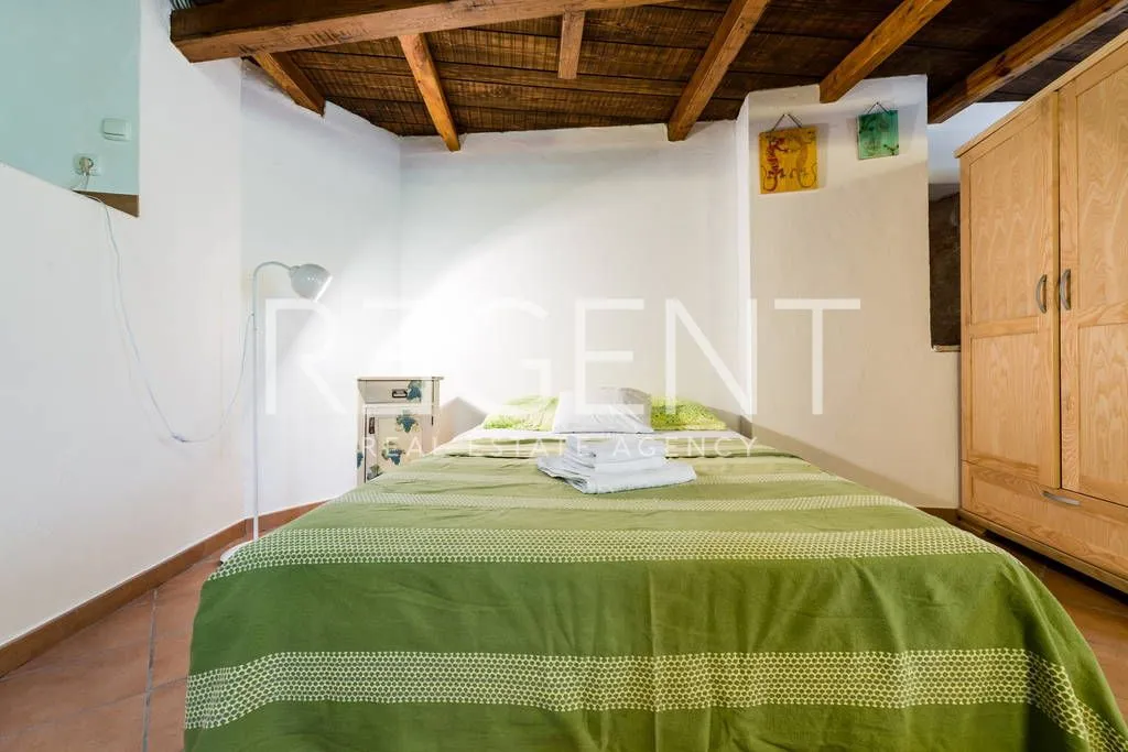 brač, bol - kamena kuća sa četiri apartmana - slika 29