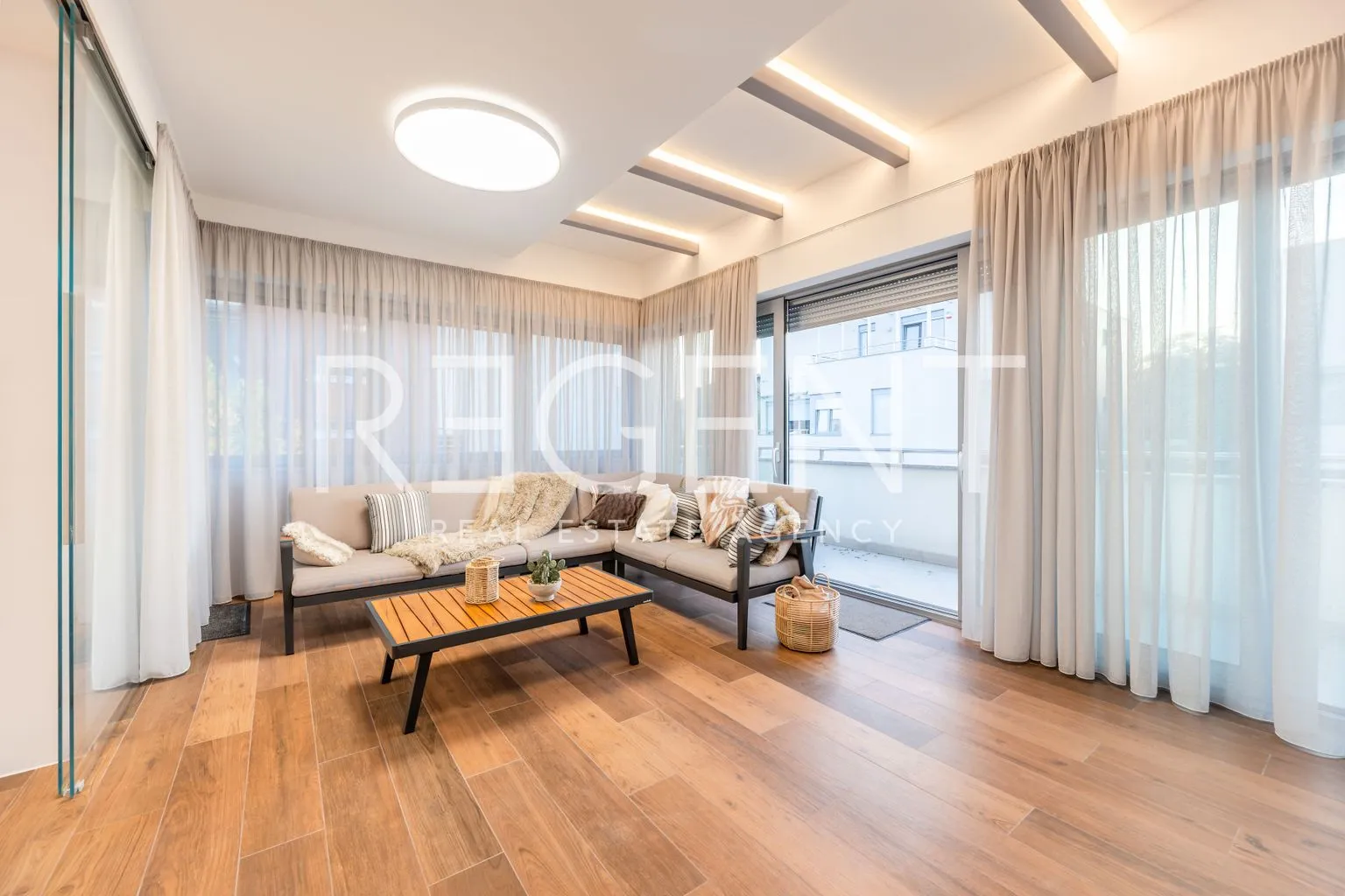 zagreb, srebrnjak – uređen trosoban penthouse za najam - slika 4
