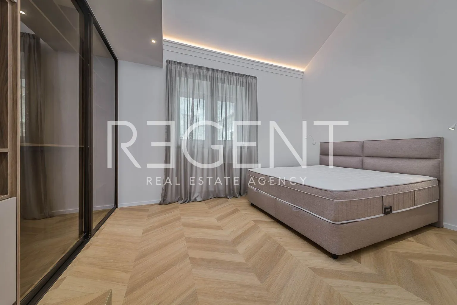 zagreb, centar – luksuzan dvoetažan penthouse 150 m² - slika 5