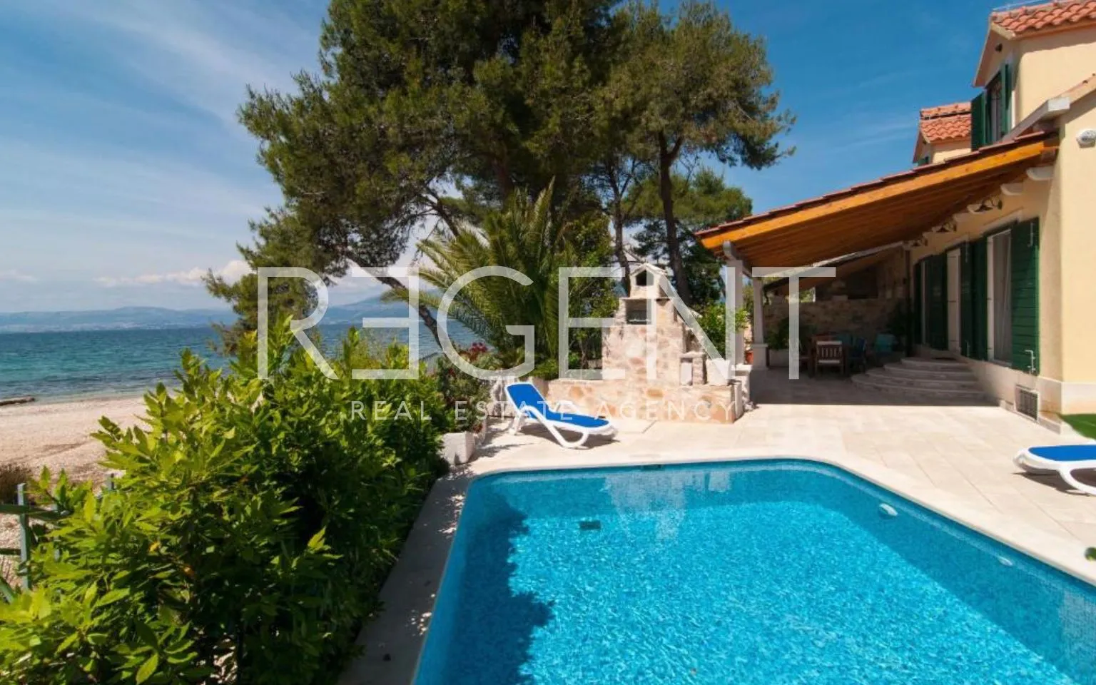 brač, mirca - vila s bazenom prvi red uz more - slika 5
