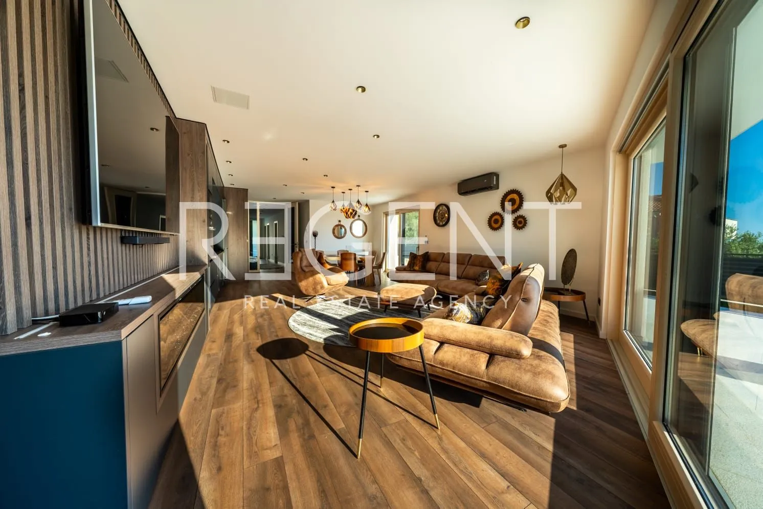 split, strožanac - moderna vila s pogledom na more, bazenom i pomoćnim objektom 50 m2 - slika 7