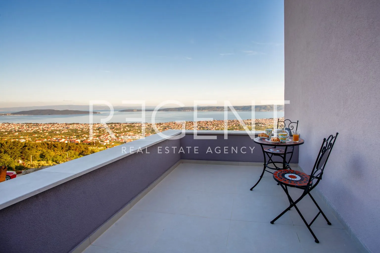 vila 232 m², kaštel stari — 4ss, grijani bazen, pogled na more - slika 17