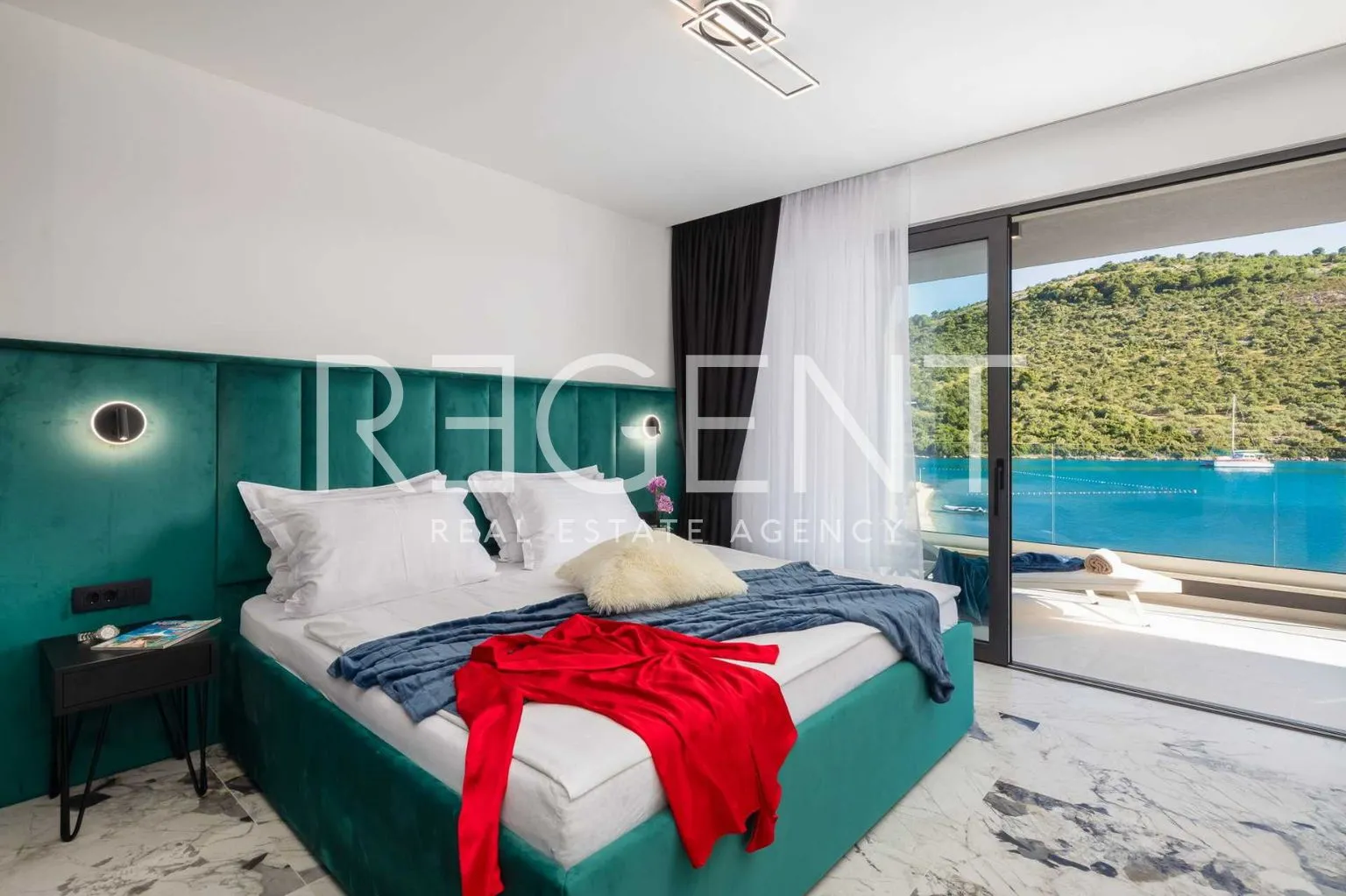 rogoznica – luksuzna vila 200 m2 uz more - slika 29