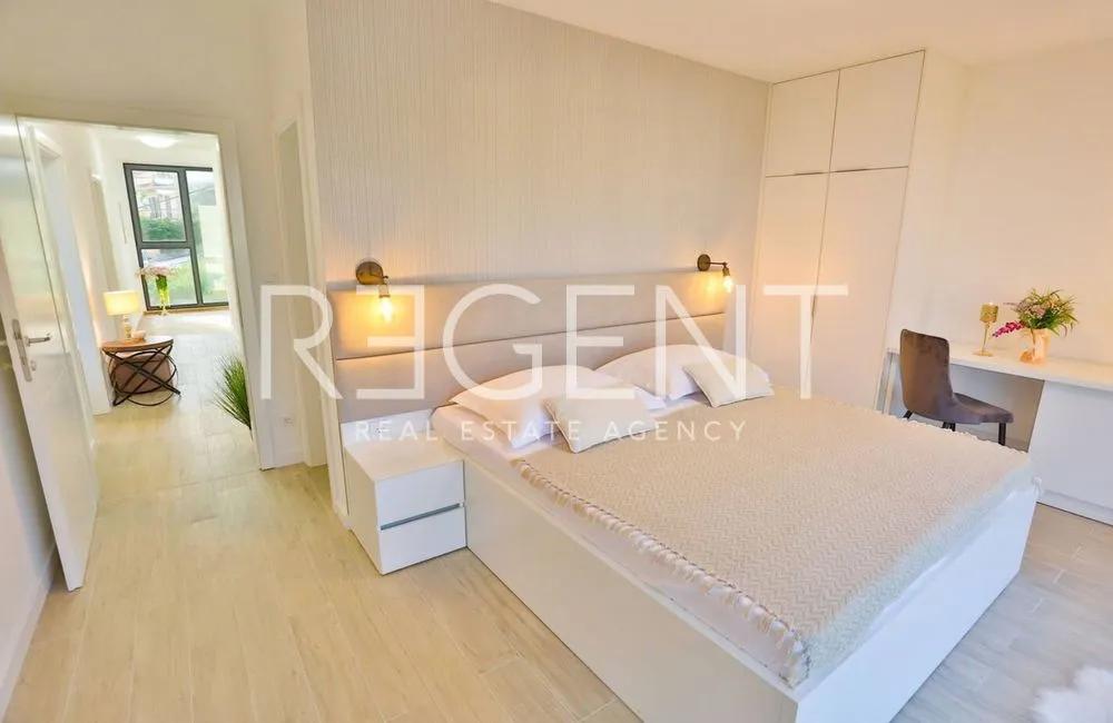 split, kučine - luksuzna vila 700 m2 - slika 10
