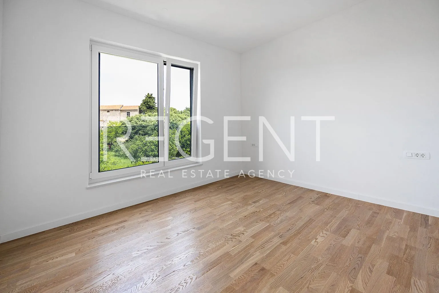 istra, tar - ekskluzivan penthouse s krovnom terasom u novogradnji 130 m2 - slika 8