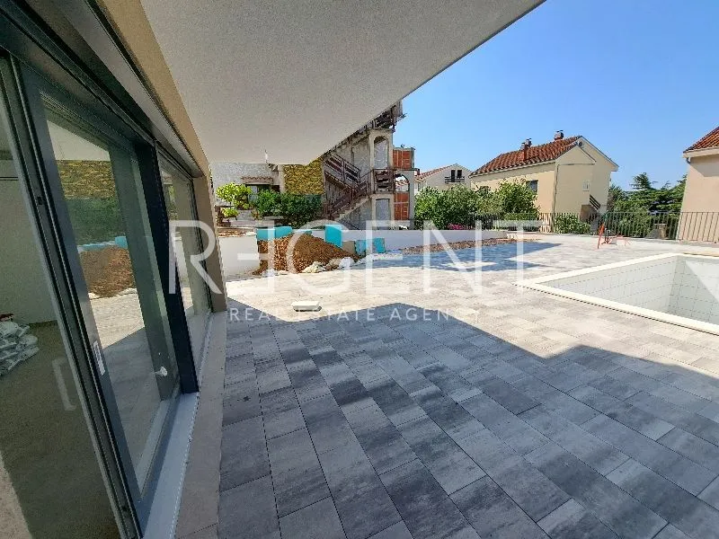 crikvenica, dramalj - moderan četverosoban stan s bazenom, novogradnja - slika 7