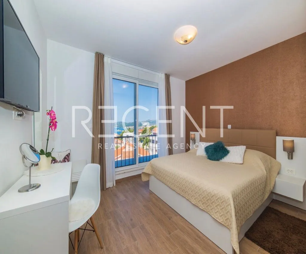 trogir, čiovo – prekrasna vila s pogledom na more - slika 12
