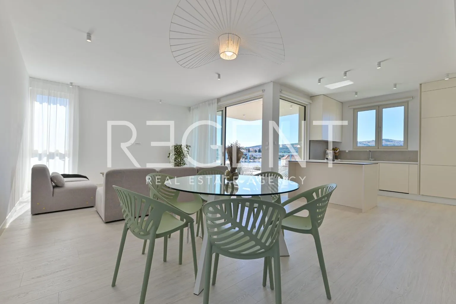 seget vranjica – moderna duplex vila s dva bazena i pogledom na more - slika 33