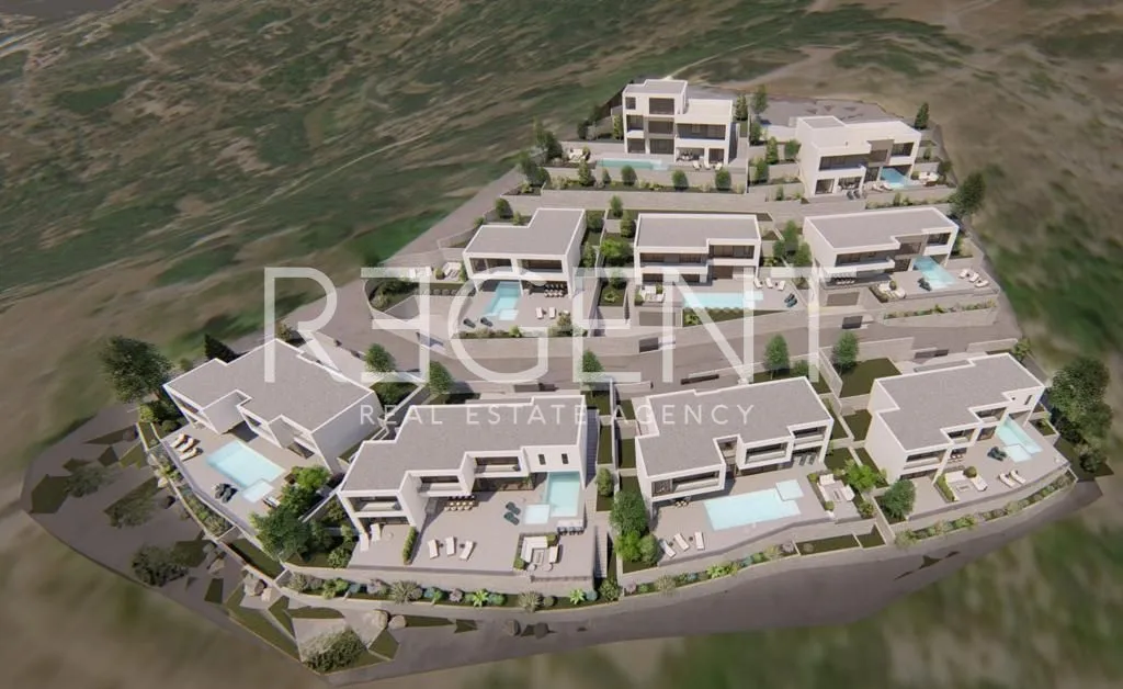 Omiš, Mali Rat - Zemljište s projektom 780 m2