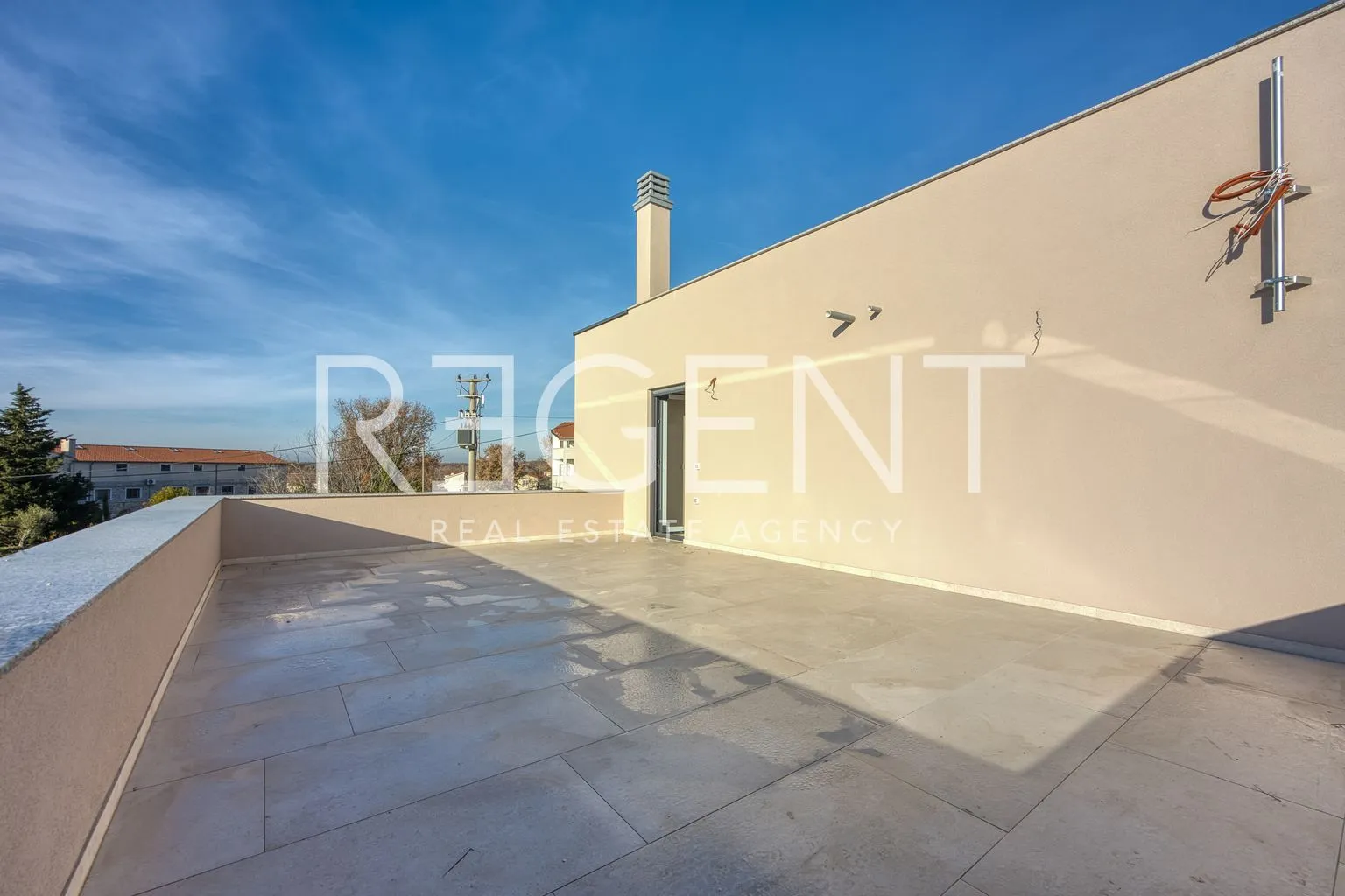 poreč – moderna vila s pogledom na more - slika 22