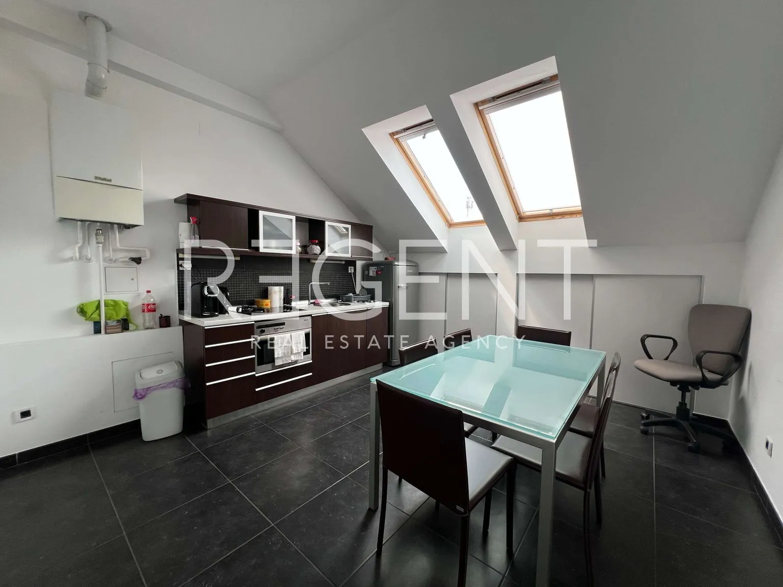 zagreb, žitnjak – poslovni prostor 600 m² za najam - slika 12