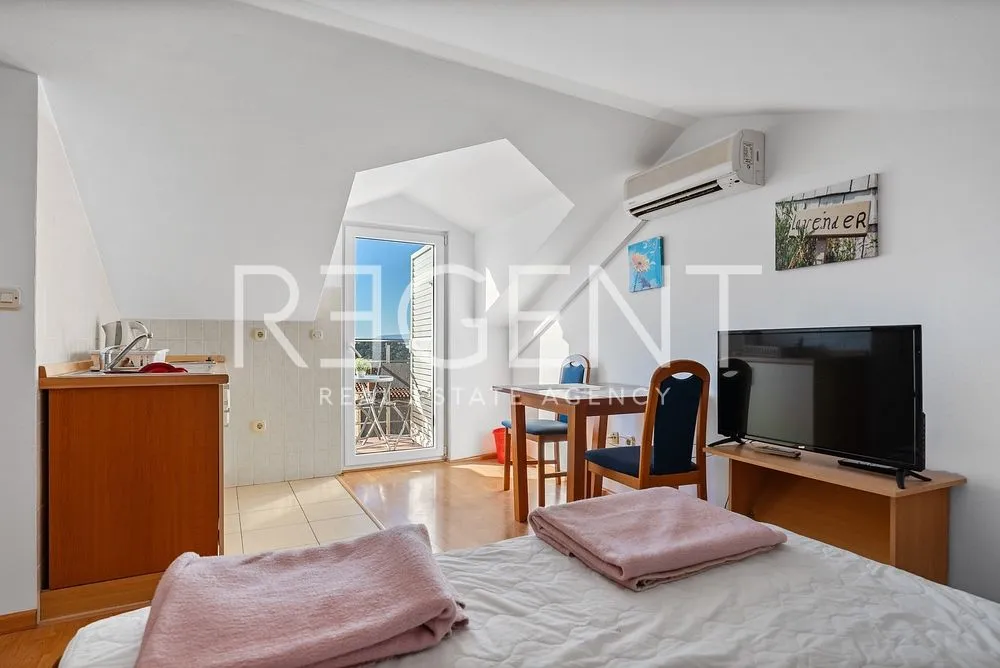 makarska, centar - apartmanska kuća u blizini centra bruto površine 186 m2 - slika 9