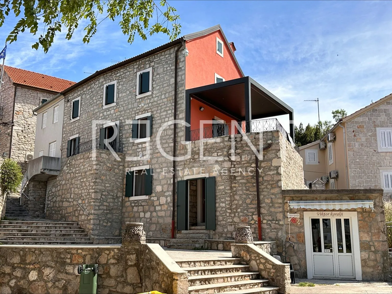 Otok Zlarin, Zlarin - Autohtona kamena vila s pogledom na more - Zlarin, Šibenik