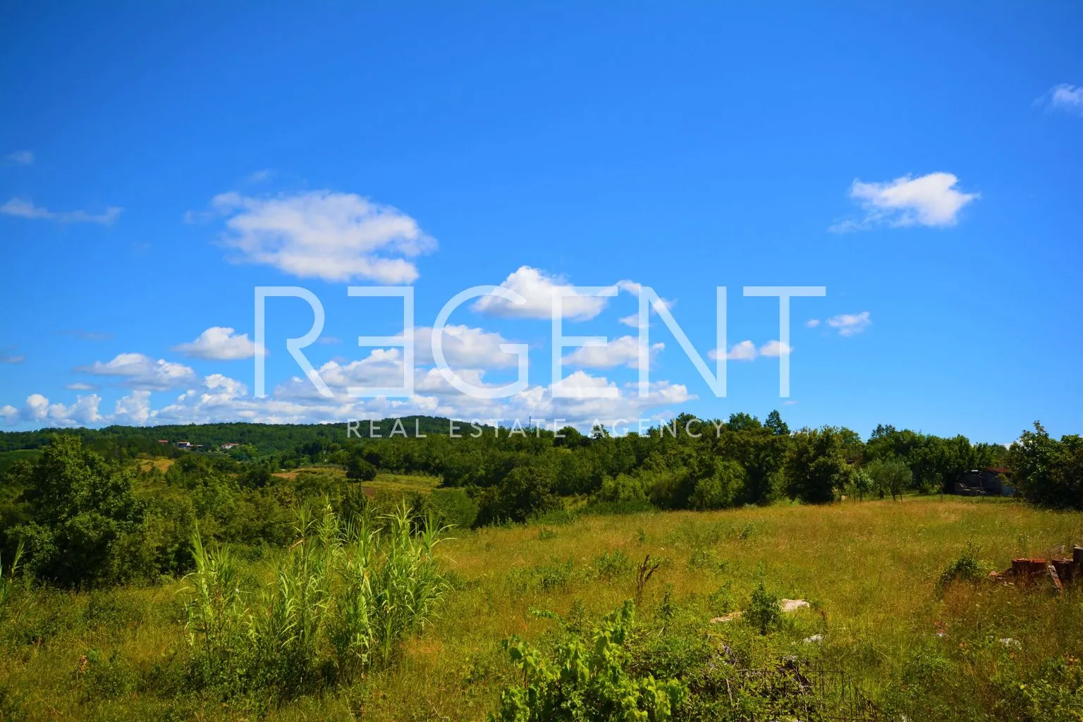 istra, buje - građevinsko zemljište 1015 m2 - slika 4