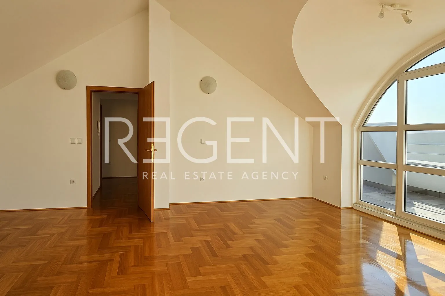 zagreb, malešnica - poslovni/stambeni prostor 110 m2 najam - slika 2