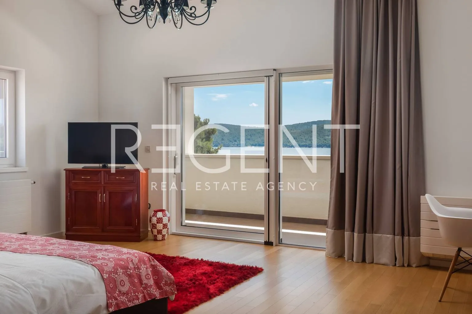 šibenik - prekrasna luksuzna vila uz more 1000 m2 - slika 20