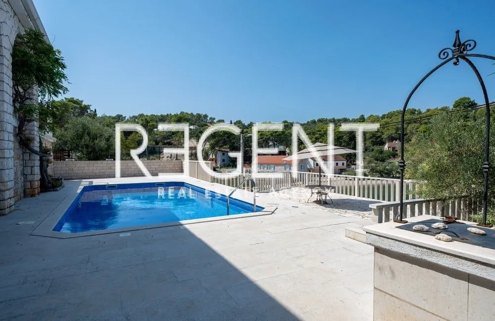 šolta, rogač - mediteranska vila prvi red uz more 264 m2 ekskluzivna prodaja - slika 23