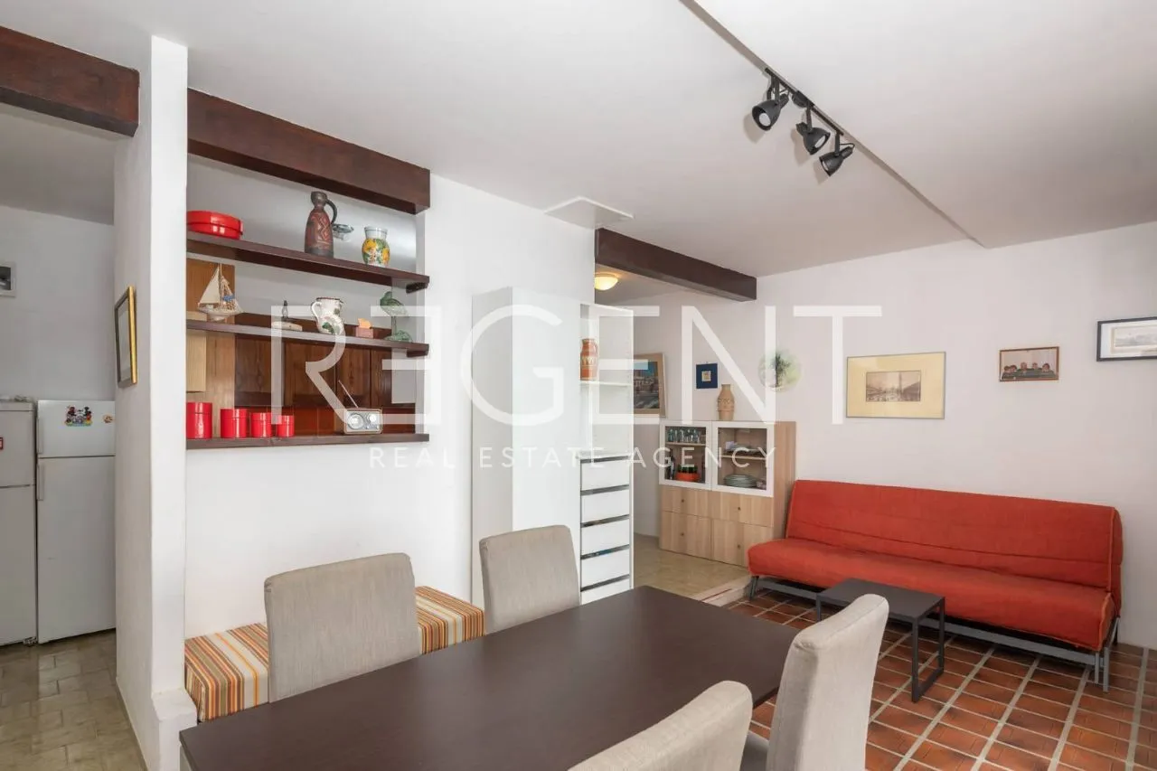 omiš, stanići – vila prvi red uz more s velikim potencijalom - slika 23