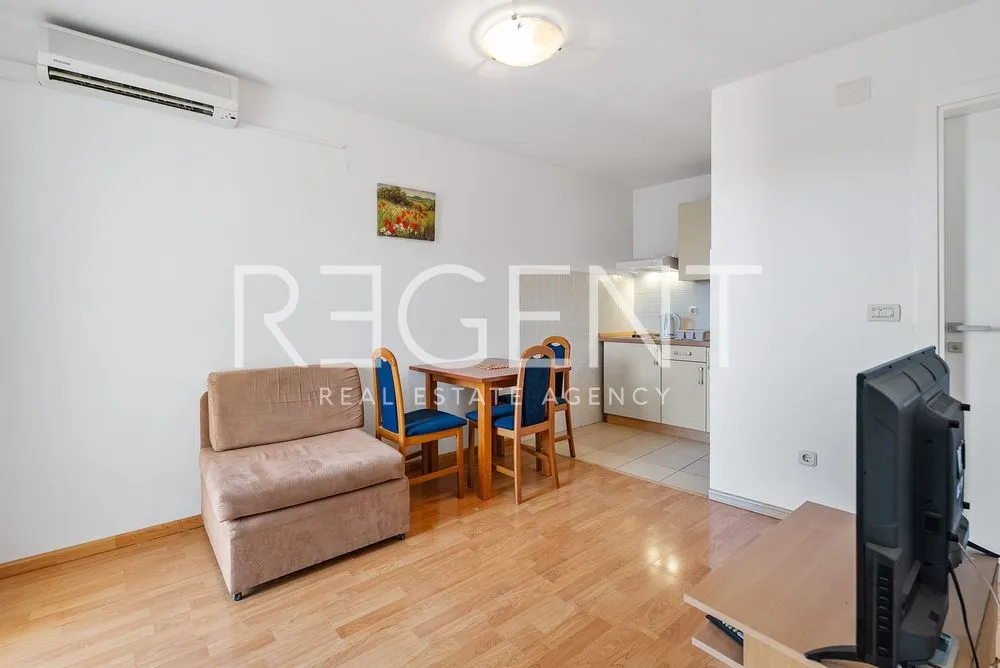 makarska, centar - apartmanska kuća u blizini centra bruto površine 186 m2 - slika 13