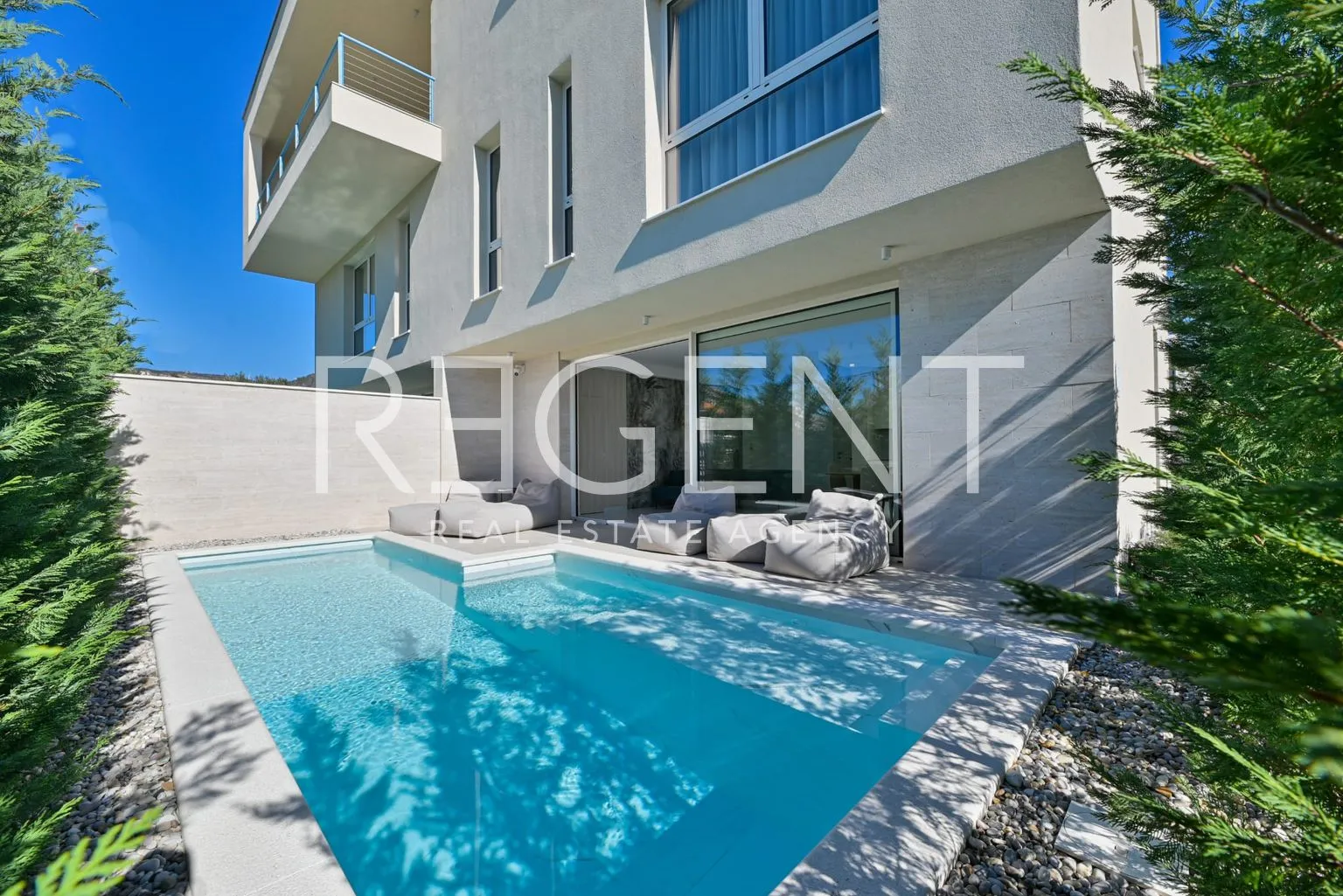 seget vranjica – moderna duplex vila s dva bazena i pogledom na more - slika 51