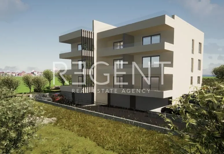 trogir, okrug gornji - penthouse s krovnom terasom i pogledom na more - slika 3